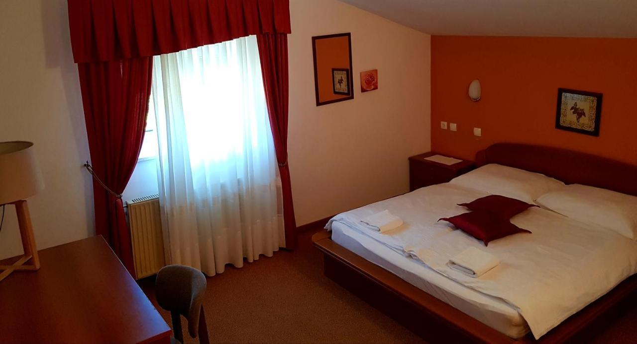 Gostisce Jazbec - Idrsko - Kobarid Hotel Buitenkant foto
