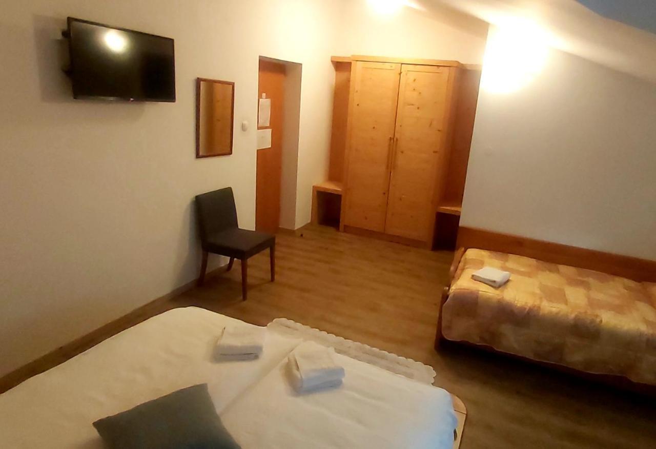 Gostisce Jazbec - Idrsko - Kobarid Hotel Buitenkant foto